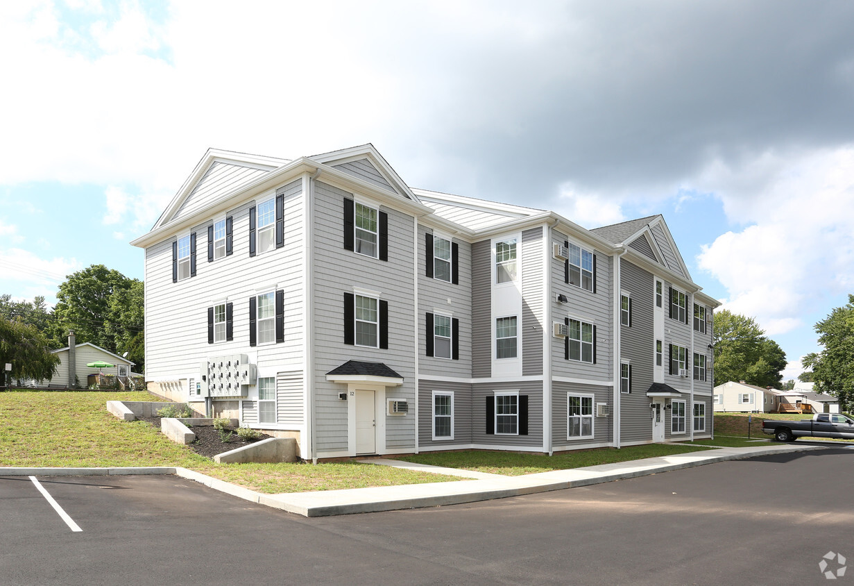 Primary Photo - On Ward Apartments
