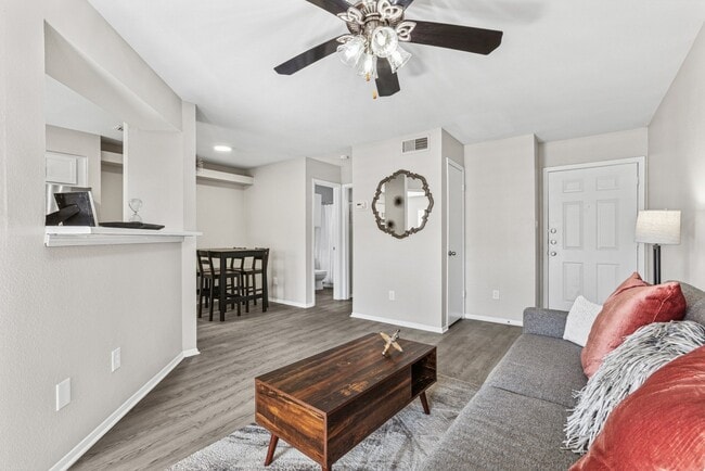 Foto del edificio - Polo Club