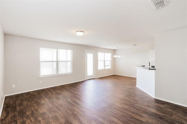 Foto del edificio - 1585 Wildflower Dr