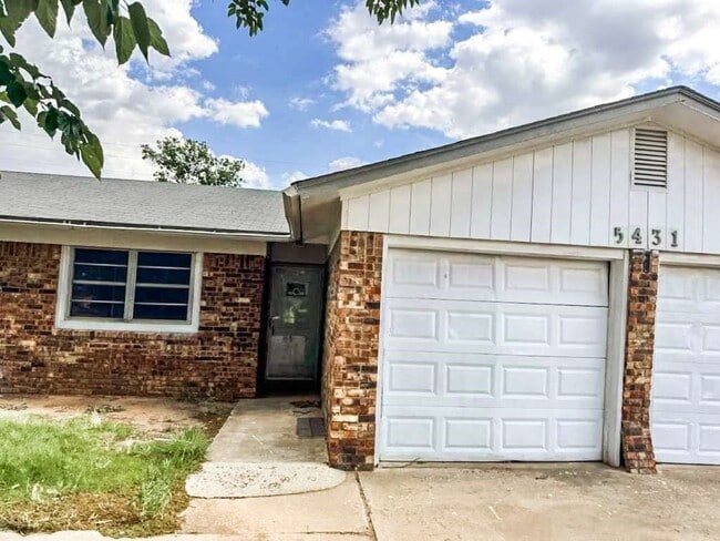 Foto del edificio - 5431 45th St