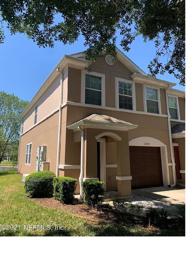Foto del edificio - 12948 Spring Rain Rd