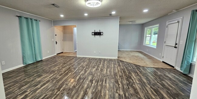 Foto del edificio - 605 Melbourne Dr