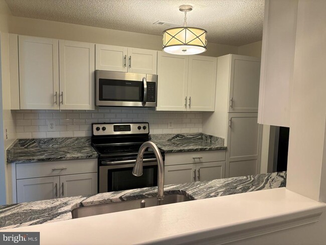 Foto del edificio - 12907 Churchill Ridge Cir