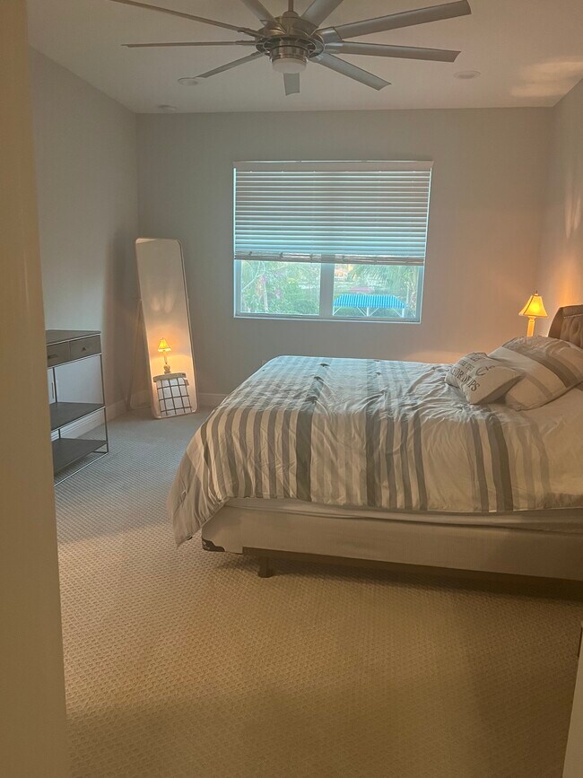 Master Bedroom - 2318 Sawyers Hill Rd