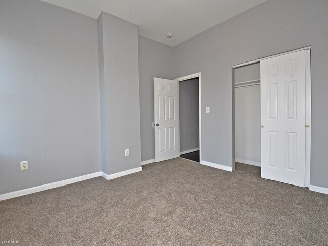 Building Photo - 3 br, 1 bath House - 1601 E Lafayette Ave