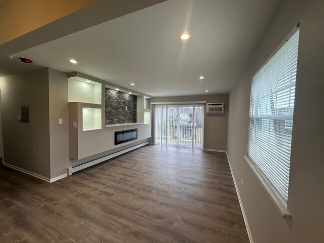 Foto del edificio - 7S065 W Suffield Ct