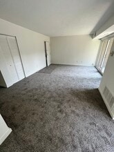 Building Photo - 5212 Castlewood Rd