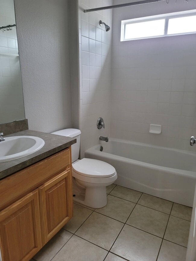 Photo - 7 6th Ave House