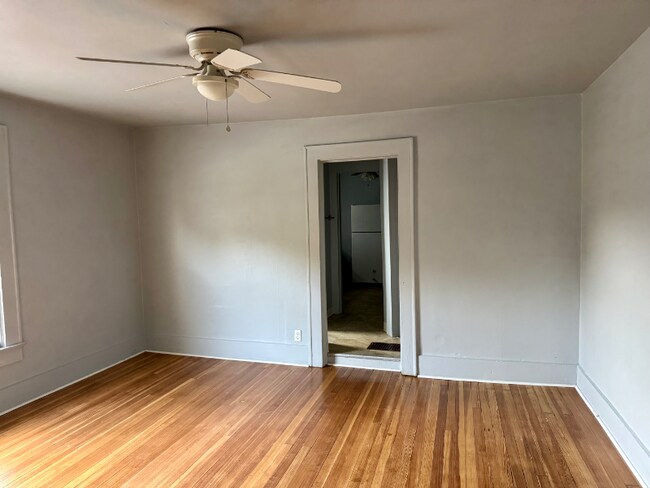 Foto del edificio - 302 N Colorado Ave