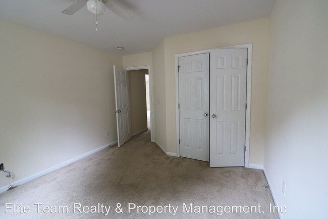 Building Photo - 3 br, 2 bath House - McAdam Way 8910