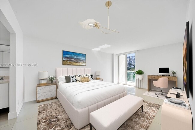 Building Photo - 100 Bayview Dr