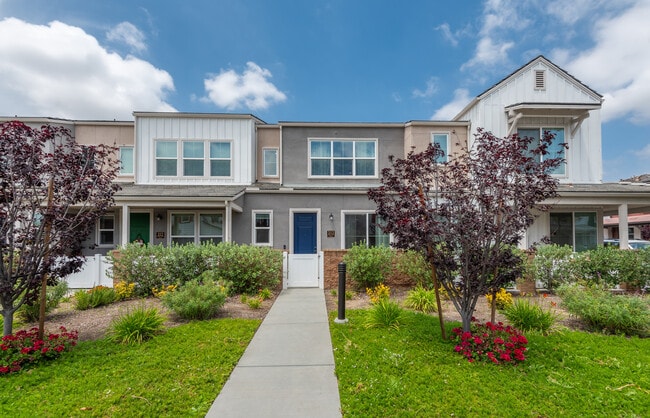 Building Photo - 212 Red Brick Dr