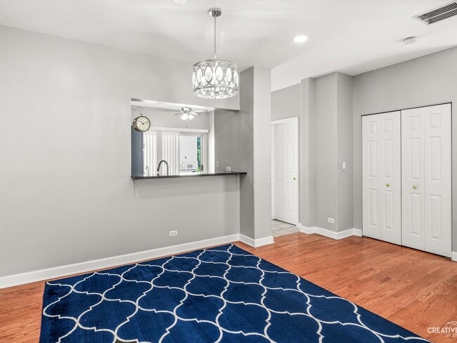 Building Photo - 3472 Ravinia Cir