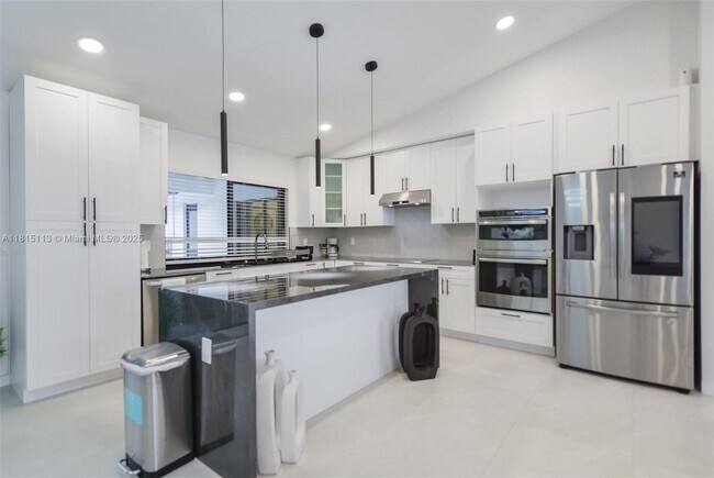 Building Photo - 13526 Jonquil Pl