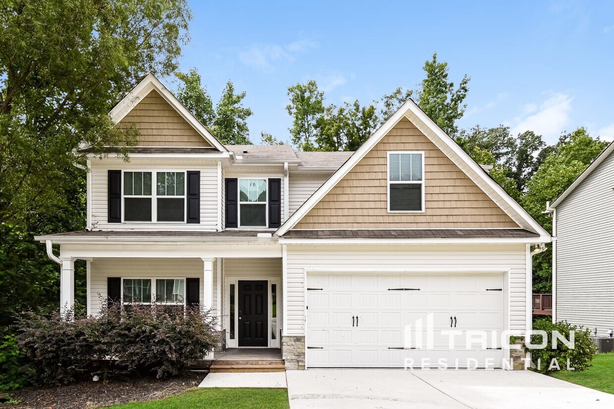 Foto principal - 377 Fieldcrest Dr