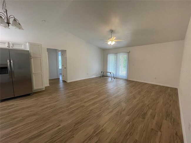 Foto del edificio - 8829 E Marvin St
