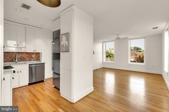 Building Photo - 1325 13th St NW
