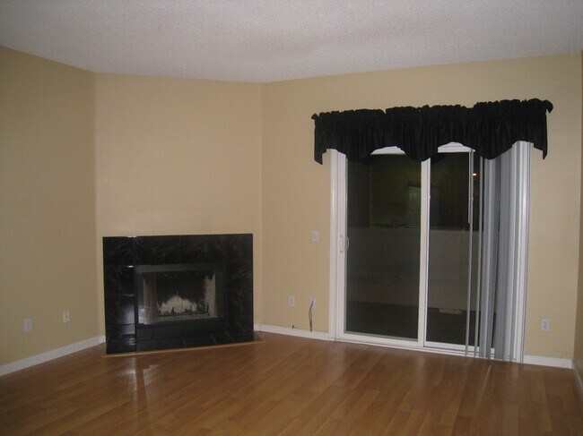 Building Photo - 17161 Alva Rd