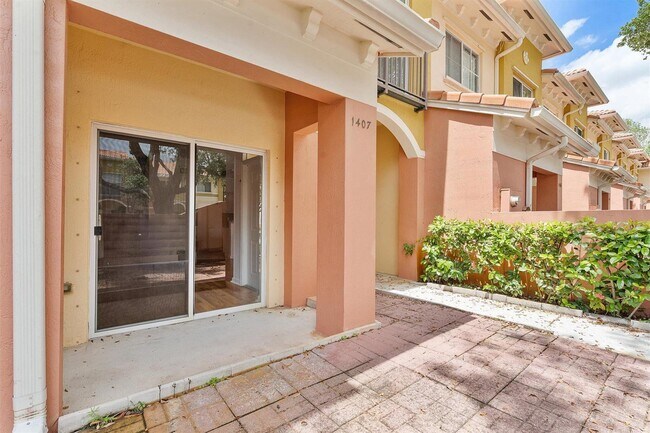 Foto del edificio - 1407 S Santa Catalina Cir