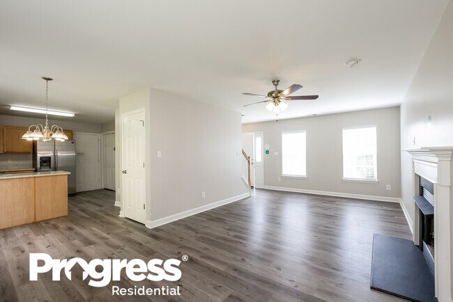 Building Photo - 248 Patrick Ave SW