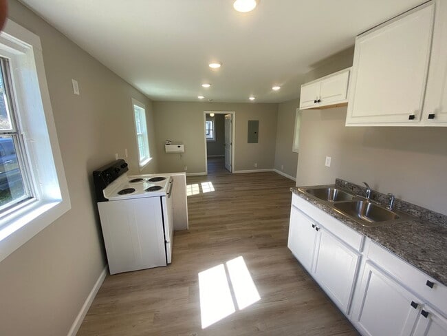 Foto del edificio - 2106 S Andrews Cir