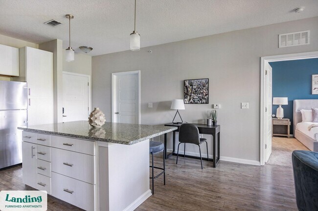 Building Photo - 2300 Tapestry Park Dr