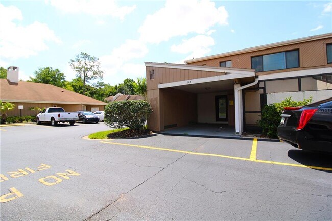 Building Photo - 143 Lago Vista Blvd