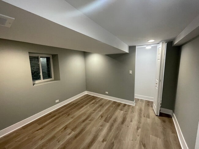 Photo - 1607 S Hamlin Ave (Chicago, IL) Apartment