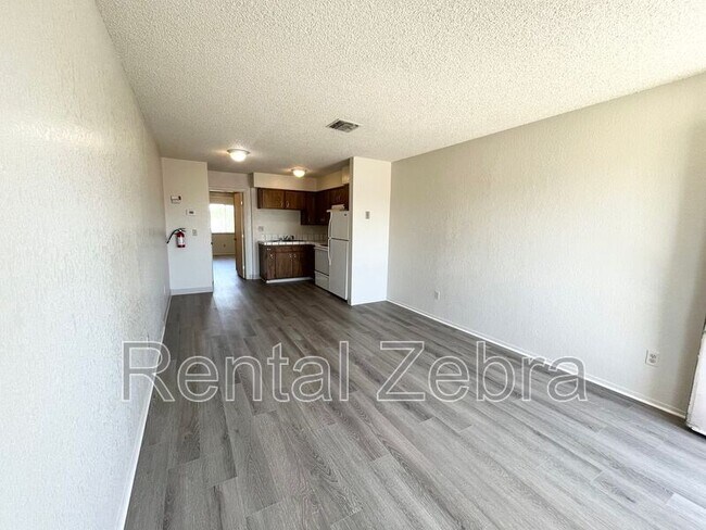 Foto del edificio - 1205 Kelso St.