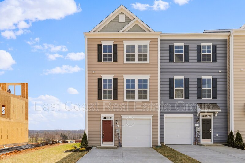 Primary Photo - 220 Charterhouse St