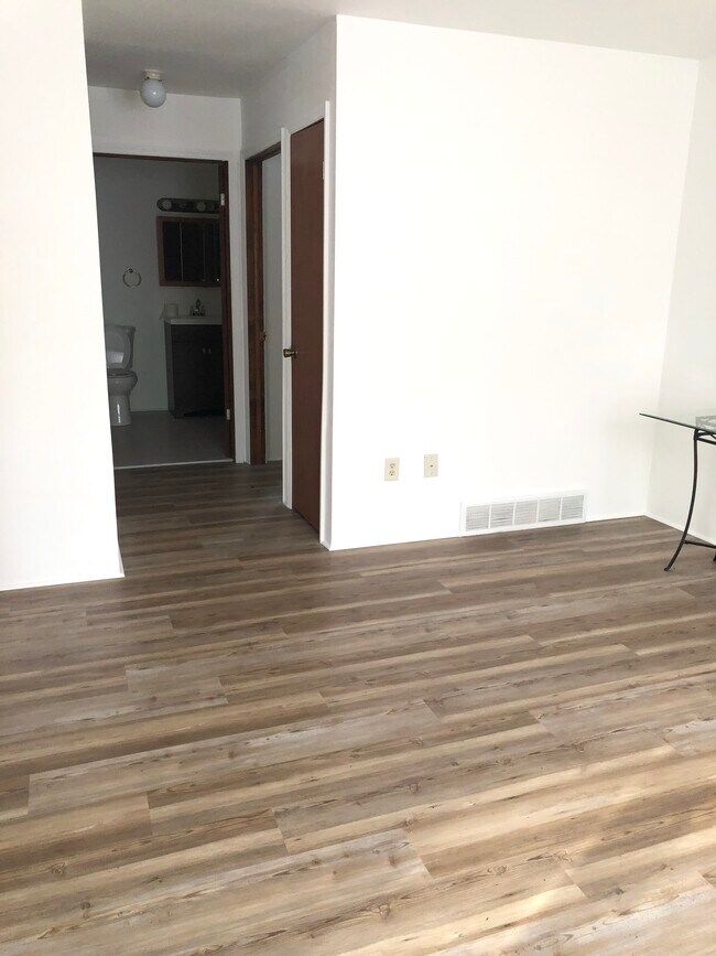 Sala de estar - 81 Cheltingham Ave