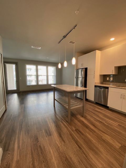 Foto del edificio - 100 E Packwood Ave