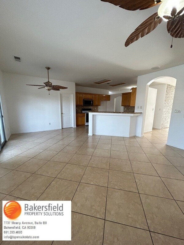 Foto del edificio - 5500 Cove Ct