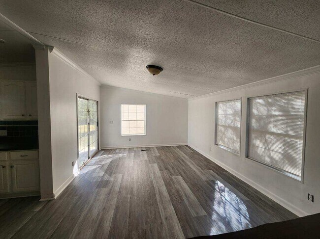 Foto del edificio - 1565 Moonflower St