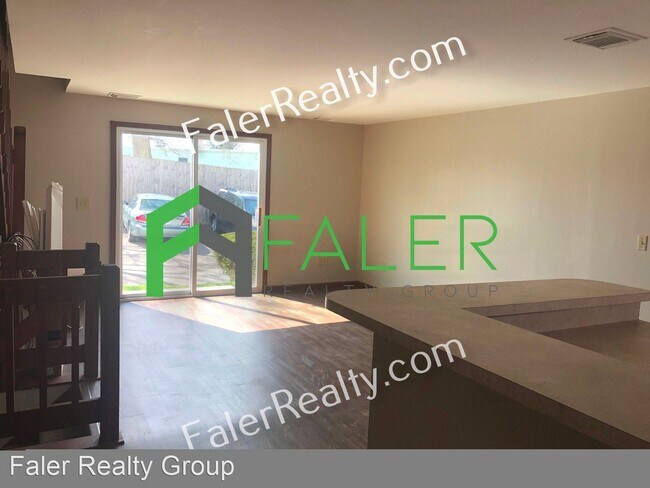 Building Photo - 2 br, 1.5 bath House - 2151 Chapel Drive