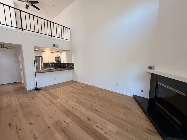 Foto del edificio - 8707 Falmouth Ave