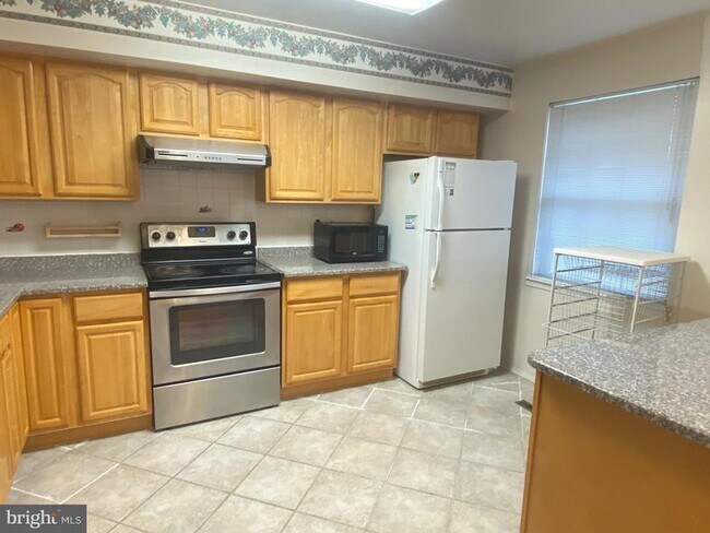 Foto del edificio - 3 Golden Hill Ct
