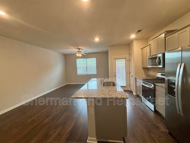 Building Photo - 934 Quaint Parish Cir