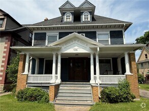 Building Photo - 1036 Monroe Ave
