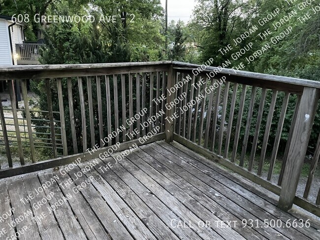 Foto del edificio - 608 Greenwood Ave