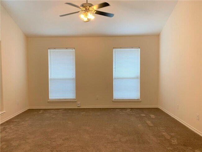 Building Photo - 7922 Impala Dr