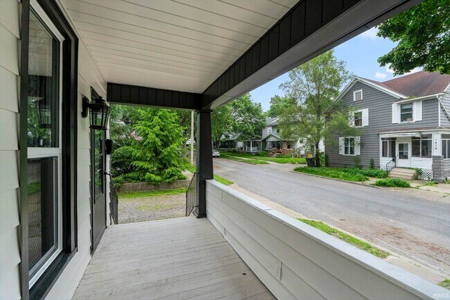 Building Photo - 1409 Oakland St