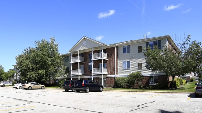 Building Photo - Big Creek Apartments and Townhouses