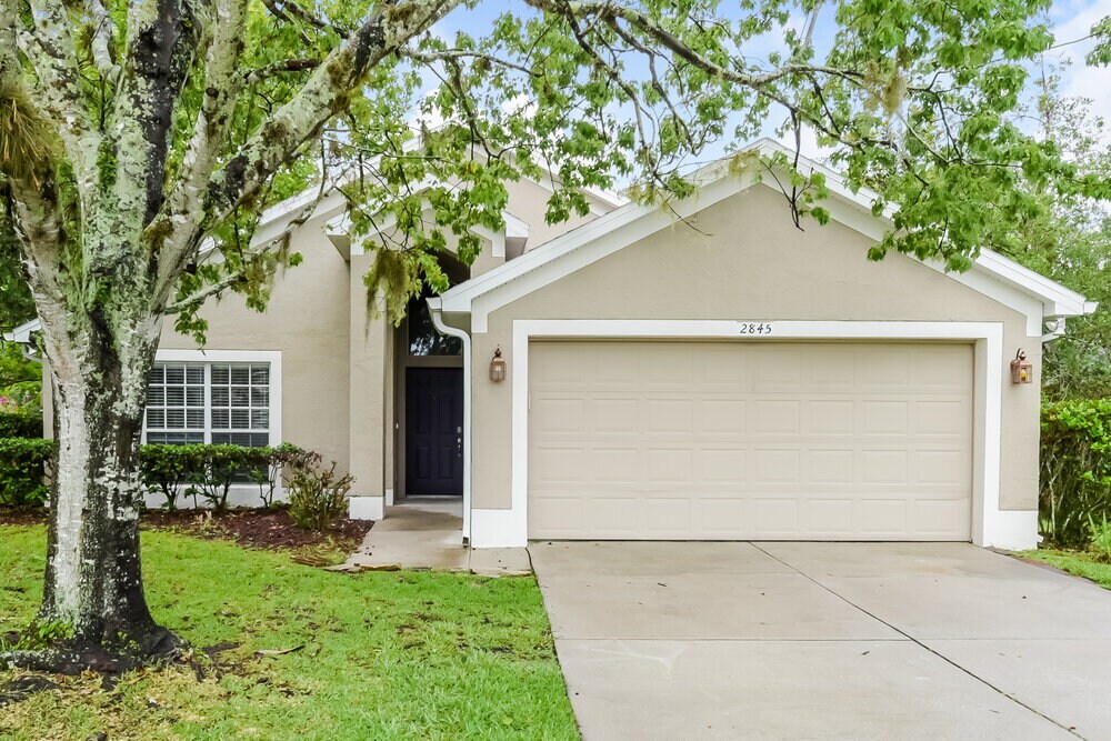 Foto principal - 2845 Oak Shore Rd