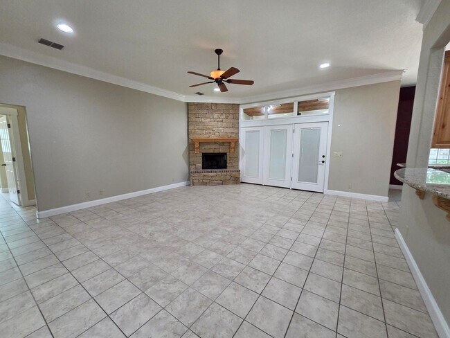 Foto del edificio - FOR LEASE!! Great location!