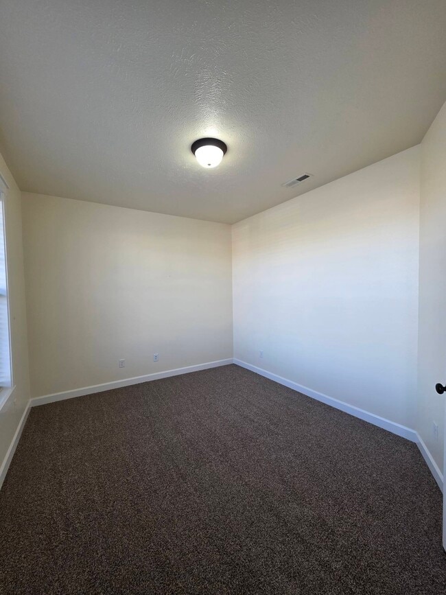 Foto del edificio - 4015 St Paul Ln
