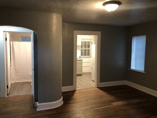 Foto del edificio - 1132 Cherry Laurel St