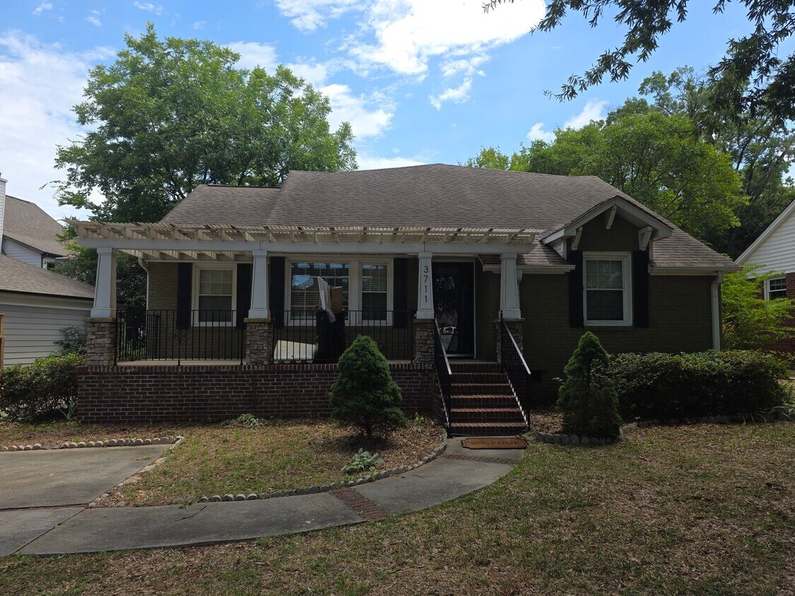 Primary Photo - 3711 Park Rd