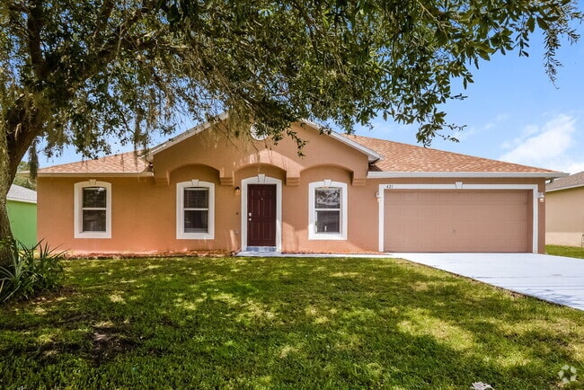 Building Photo - 421 Eagle Dr