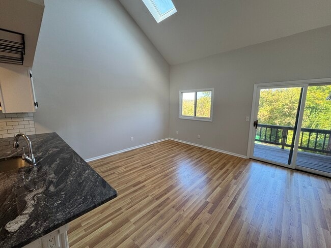 Foto del edificio - 2 Stowe Ct